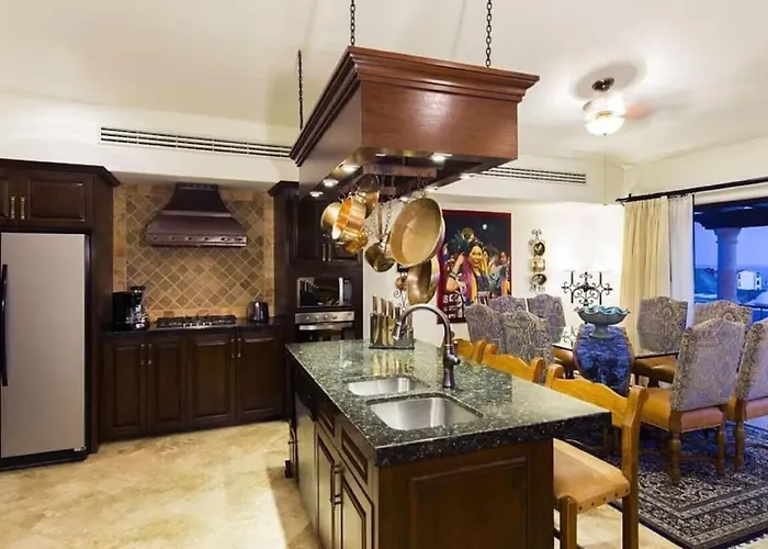 3bd Hacienda Encantada Stunning Ocean Holiday home *